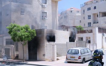 חדר החשמל עלה בלהבות ברחוב דרכי איש - צילום ארי קופרשטוק (13)